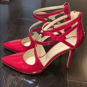 Michael Korea Red Pumps